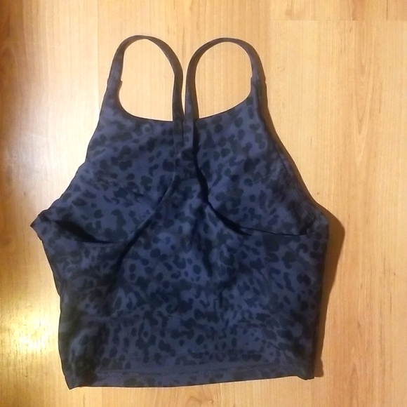 Grey leapord print workout top - Picture 2 of 3